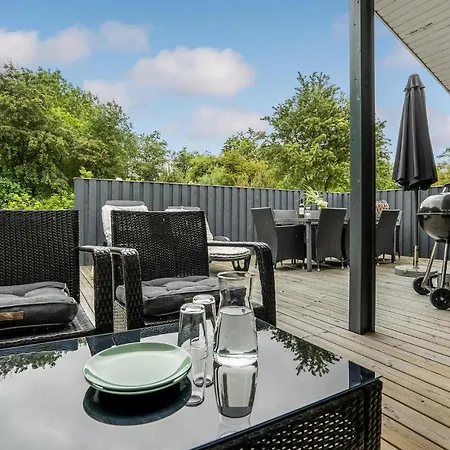 Holiday Hemmet 36 * Falen